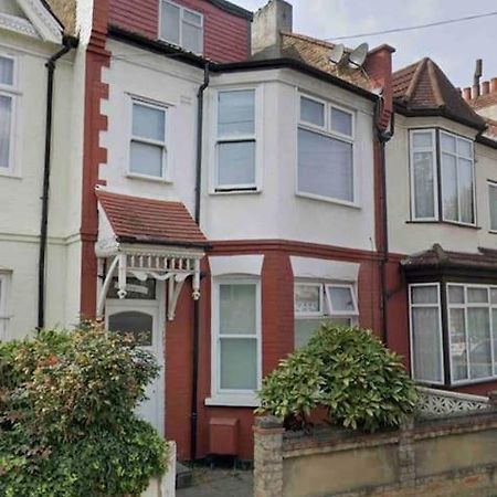 Private Guest Rooms In Tooting London Eksteriør bilde